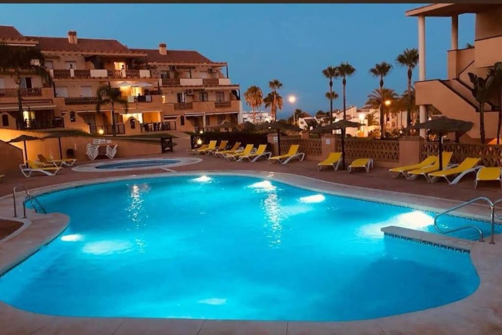 Penthouse Safari, Piscine, Terrasse Et Vue Sur Mer 丰希罗拉 外观 照片